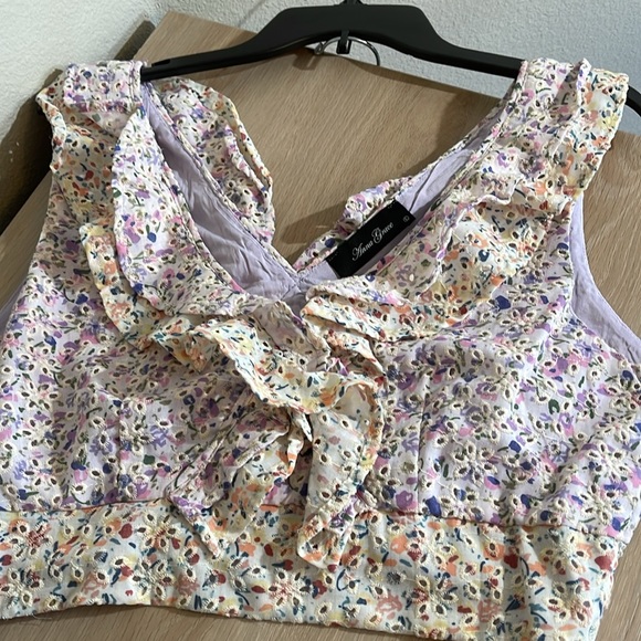 Eyelet Two Piece Short Set - Picture 3 of 8